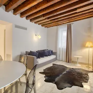  Apartament Ca Margherita Loft & Square Palazzo Grifalconi Włochy