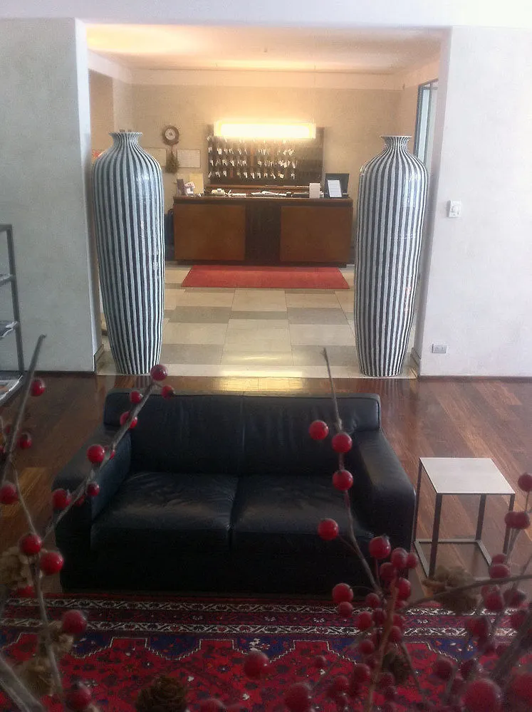 ****  Hotel Colombia Μιλάνο Ιταλία